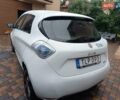 Белый Рено Зое, объемом двигателя 0 л и пробегом 139 тыс. км за 8899 $, фото 5 на Automoto.ua