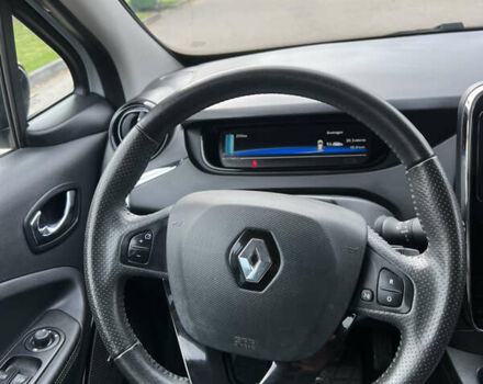 Рено Зое 2019 в Луцке на Automoto.ua Белый Рено Зое, объемом двигателя 0 л и пробегом 70 тыс. км за 11400 $, фото 29 на Automoto.ua