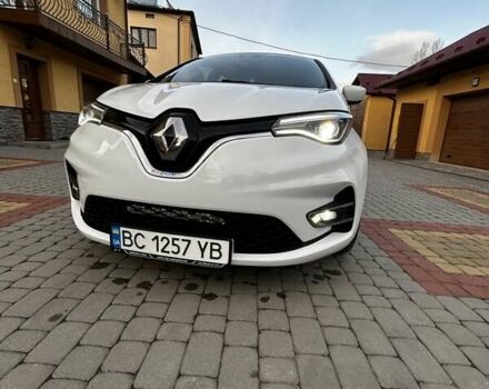 Білий Рено Зое, об'ємом двигуна 0 л та пробігом 70 тис. км за 12000 $, фото 8 на Automoto.ua