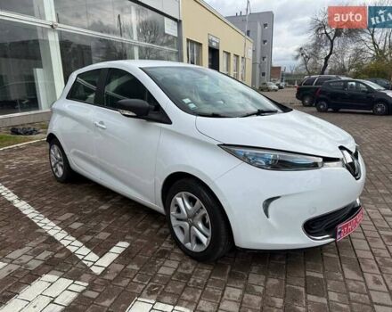 Белый Рено Зое, объемом двигателя 0 л и пробегом 62 тыс. км за 10350 $, фото 1 на Automoto.ua