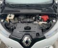 Белый Рено Зое, объемом двигателя 0 л и пробегом 159 тыс. км за 8999 $, фото 21 на Automoto.ua