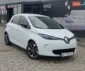 Белый Рено Зое, объемом двигателя 0 л и пробегом 85 тыс. км за 10900 $, фото 1 на Automoto.ua