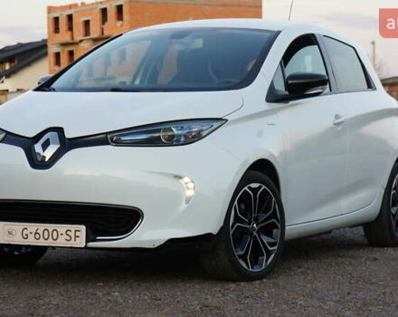 Белый Рено Зое, объемом двигателя 0 л и пробегом 159 тыс. км за 8950 $, фото 5 на Automoto.ua