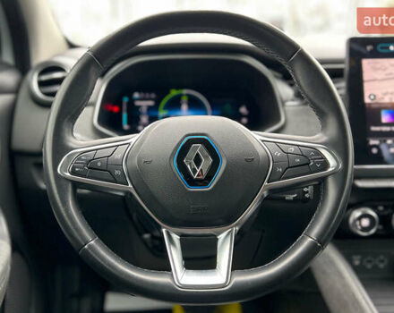 Белый Рено Зое, объемом двигателя 0 л и пробегом 120 тыс. км за 12999 $, фото 10 на Automoto.ua