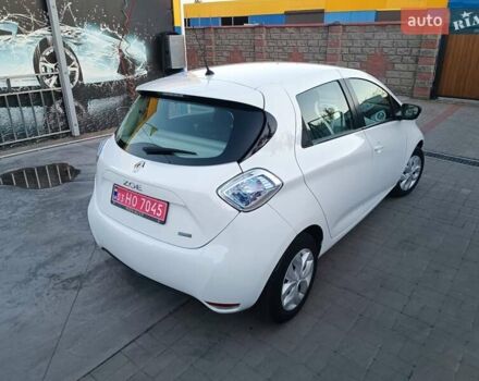 Рено Зое 2019 в Луцке на Automoto.ua Белый Рено Зое, объемом двигателя 0 л и пробегом 65 тыс. км за 10200 $, фото 31 на Automoto.ua