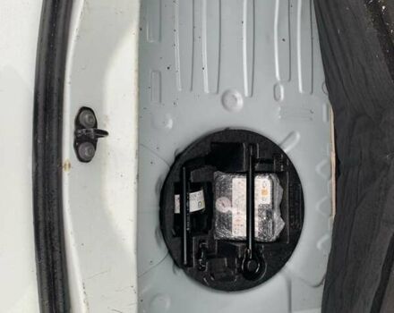 Білий Рено Зое, об'ємом двигуна 0 л та пробігом 159 тис. км за 8999 $, фото 50 на Automoto.ua