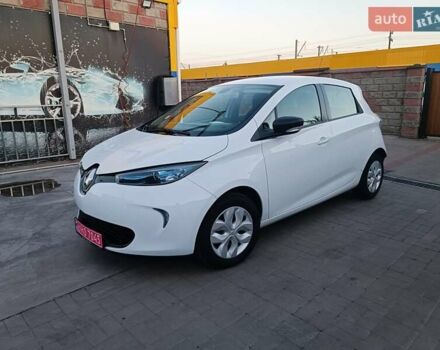 Рено Зое 2019 в Луцке на Automoto.ua Белый Рено Зое, объемом двигателя 0 л и пробегом 65 тыс. км за 10200 $, фото 30 на Automoto.ua