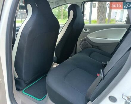 Белый Рено Зое, объемом двигателя 0 л и пробегом 19 тыс. км за 9950 $, фото 38 на Automoto.ua