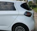 Белый Рено Зое, объемом двигателя 0 л и пробегом 140 тыс. км за 13900 $, фото 8 на Automoto.ua