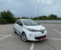 Белый Рено Зое, объемом двигателя 0 л и пробегом 124 тыс. км за 10100 $, фото 1 на Automoto.ua