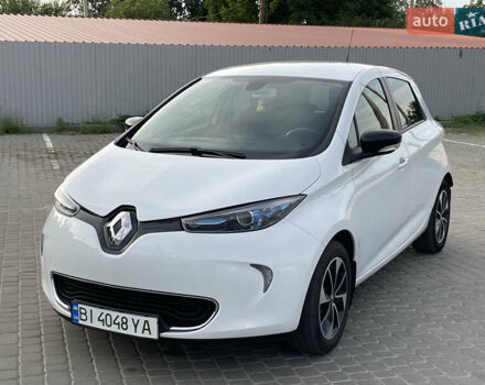 Белый Рено Зое, объемом двигателя 0 л и пробегом 84 тыс. км за 10300 $, фото 26 на Automoto.ua