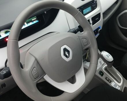 Белый Рено Зое, объемом двигателя 0 л и пробегом 39 тыс. км за 9699 $, фото 5 на Automoto.ua