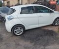 Белый Рено Зое, объемом двигателя 0 л и пробегом 81 тыс. км за 7977 $, фото 8 на Automoto.ua