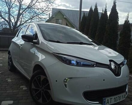 Белый Рено Зое, объемом двигателя 0 л и пробегом 48 тыс. км за 11850 $, фото 21 на Automoto.ua
