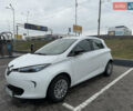 Белый Рено Зое, объемом двигателя 0 л и пробегом 40 тыс. км за 9999 $, фото 7 на Automoto.ua