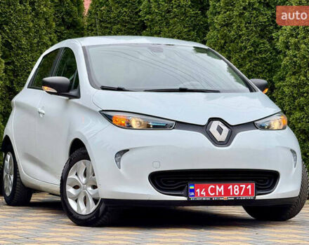 Белый Рено Зое, объемом двигателя 0 л и пробегом 38 тыс. км за 10200 $, фото 3 на Automoto.ua