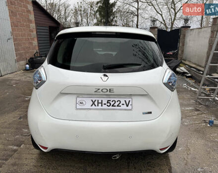 Белый Рено Зое, объемом двигателя 0 л и пробегом 150 тыс. км за 7550 $, фото 9 на Automoto.ua