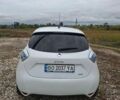 Белый Рено Зое, объемом двигателя 0 л и пробегом 123 тыс. км за 10250 $, фото 11 на Automoto.ua