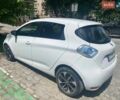 Белый Рено Зое, объемом двигателя 0 л и пробегом 140 тыс. км за 10500 $, фото 1 на Automoto.ua