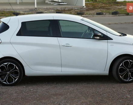 Белый Рено Зое, объемом двигателя 0 л и пробегом 159 тыс. км за 8950 $, фото 8 на Automoto.ua