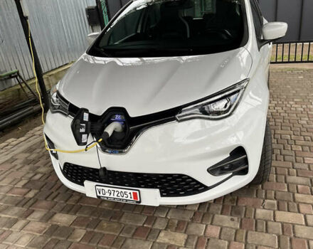 Белый Рено Зое, объемом двигателя 0 л и пробегом 64 тыс. км за 11450 $, фото 38 на Automoto.ua
