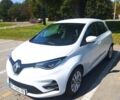 Белый Рено Зое, объемом двигателя 0 л и пробегом 141 тыс. км за 11000 $, фото 1 на Automoto.ua