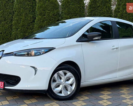 Белый Рено Зое, объемом двигателя 0 л и пробегом 53 тыс. км за 10150 $, фото 3 на Automoto.ua