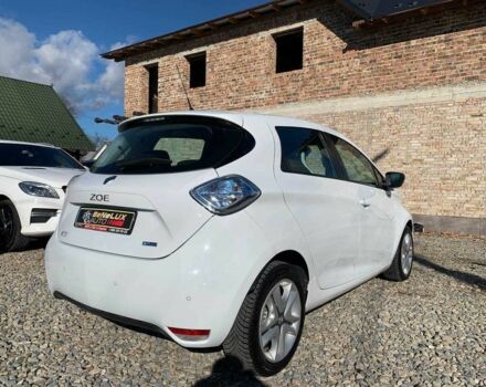 Белый Рено Зое, объемом двигателя 0 л и пробегом 62 тыс. км за 9399 $, фото 3 на Automoto.ua