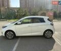 Белый Рено Зое, объемом двигателя 0 л и пробегом 94 тыс. км за 13300 $, фото 28 на Automoto.ua