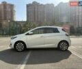 Белый Рено Зое, объемом двигателя 0 л и пробегом 94 тыс. км за 13300 $, фото 30 на Automoto.ua