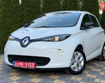 Белый Рено Зое, объемом двигателя 0 л и пробегом 53 тыс. км за 10150 $, фото 4 на Automoto.ua