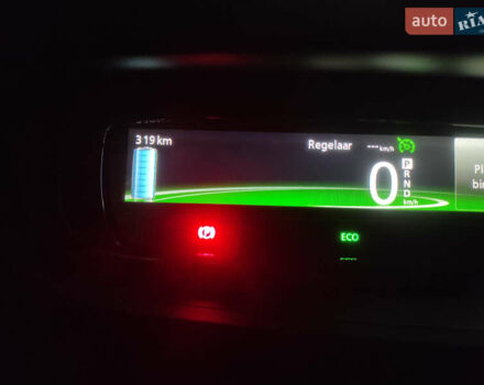 Білий Рено Зое, об'ємом двигуна 0 л та пробігом 159 тис. км за 8999 $, фото 64 на Automoto.ua