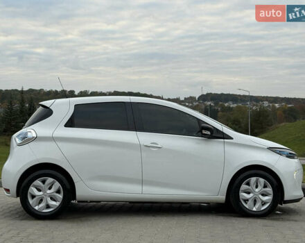 Белый Рено Зое, объемом двигателя 0 л и пробегом 11 тыс. км за 10499 $, фото 5 на Automoto.ua