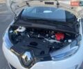 Белый Рено Зое, объемом двигателя 0 л и пробегом 17 тыс. км за 11861 $, фото 21 на Automoto.ua