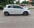 Белый Рено Зое, объемом двигателя 0 л и пробегом 60 тыс. км за 10500 $, фото 4 на Automoto.ua