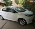 Белый Рено Зое, объемом двигателя 0 л и пробегом 15 тыс. км за 11500 $, фото 1 на Automoto.ua