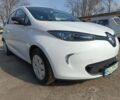 Білий Рено Зое, об'ємом двигуна 0 л та пробігом 26 тис. км за 13500 $, фото 6 на Automoto.ua