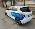 Белый Рено Зое, объемом двигателя 0 л и пробегом 71 тыс. км за 10600 $, фото 3 на Automoto.ua
