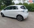 Белый Рено Зое, объемом двигателя 0 л и пробегом 60 тыс. км за 10500 $, фото 24 на Automoto.ua