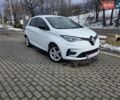 Белый Рено Зое, объемом двигателя 0 л и пробегом 42 тыс. км за 13333 $, фото 1 на Automoto.ua