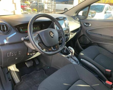 Белый Рено Зое, объемом двигателя 0 л и пробегом 62 тыс. км за 9399 $, фото 12 на Automoto.ua