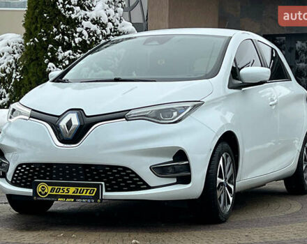 Белый Рено Зое, объемом двигателя 0 л и пробегом 120 тыс. км за 12999 $, фото 2 на Automoto.ua