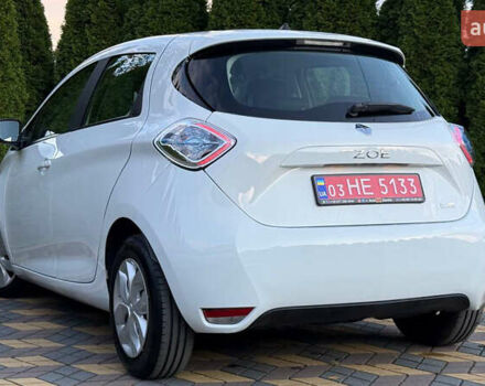 Белый Рено Зое, объемом двигателя 0 л и пробегом 53 тыс. км за 10150 $, фото 6 на Automoto.ua
