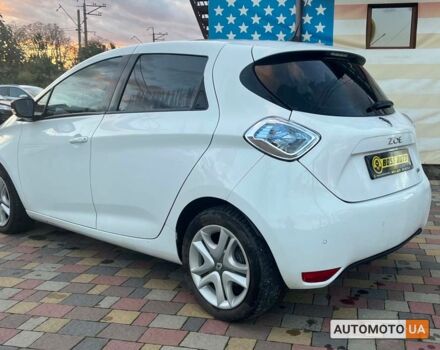 Білий Рено Зое, об'ємом двигуна 41 л та пробігом 27 тис. км за 11500 $, фото 4 на Automoto.ua