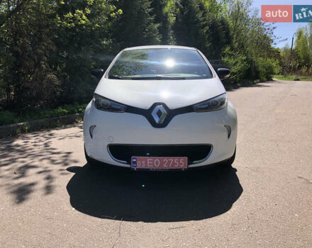 Білий Рено Зое, об'ємом двигуна 0 л та пробігом 50 тис. км за 9750 $, фото 1 на Automoto.ua