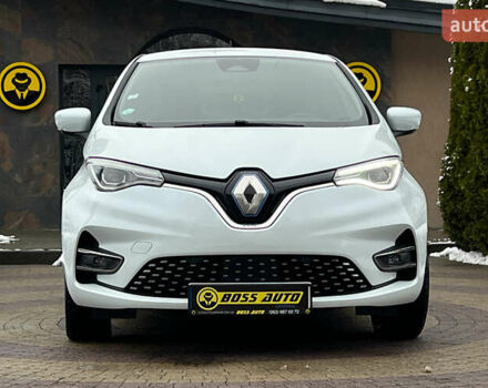 Белый Рено Зое, объемом двигателя 0 л и пробегом 120 тыс. км за 12999 $, фото 1 на Automoto.ua