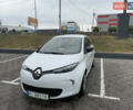 Белый Рено Зое, объемом двигателя 0 л и пробегом 40 тыс. км за 9999 $, фото 2 на Automoto.ua