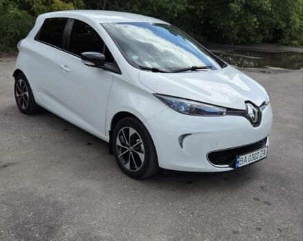 Білий Рено Зое, об'ємом двигуна 0 л та пробігом 32 тис. км за 267 $, фото 4 на Automoto.ua