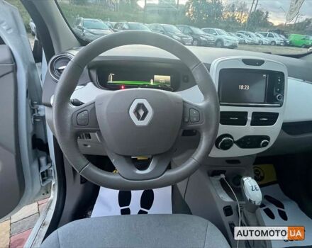 Білий Рено Зое, об'ємом двигуна 41 л та пробігом 27 тис. км за 11500 $, фото 11 на Automoto.ua