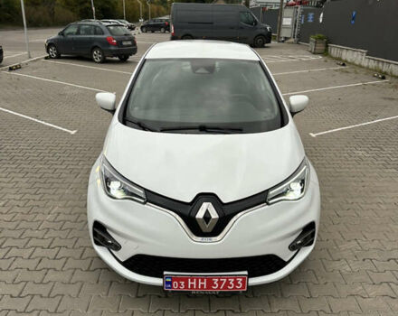 Белый Рено Зое, объемом двигателя 0 л и пробегом 88 тыс. км за 12300 $, фото 4 на Automoto.ua